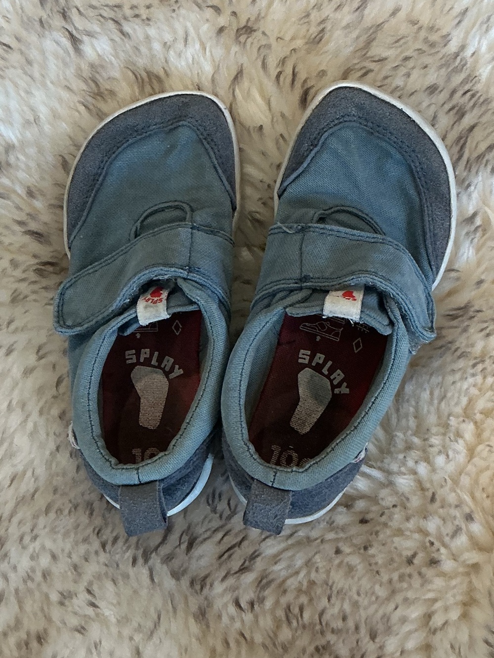 Splay Velcro Sneakers in Light Blue/Grey color